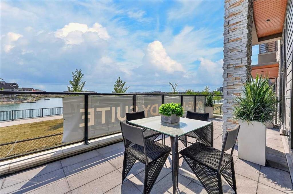 101-150 Marina Cove Se, Calgary, AB - Outdoor