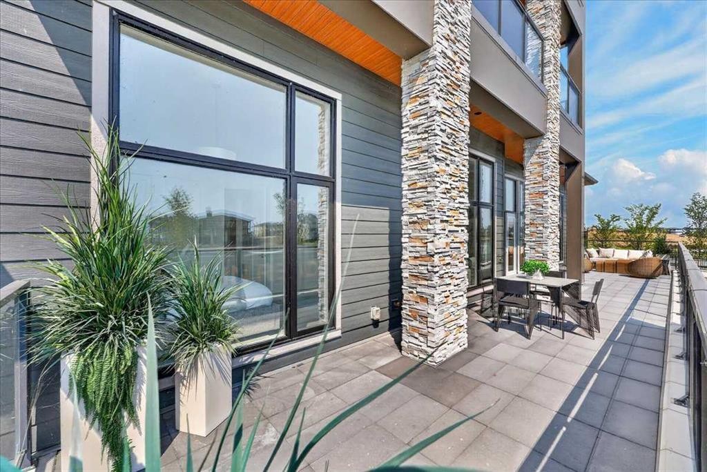 101-150 Marina Cove Se, Calgary, AB - Outdoor