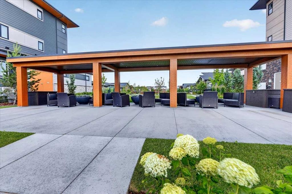 101-150 Marina Cove Se, Calgary, AB - Outdoor