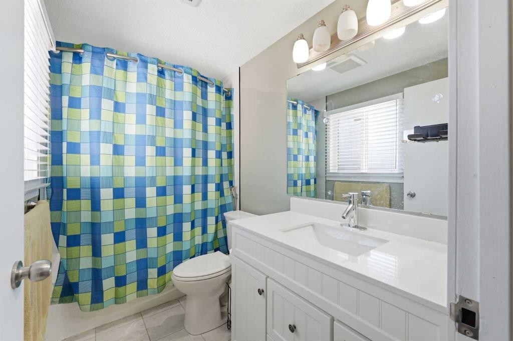 227 Abalone Place Ne, Calgary, AB - Indoor Photo Showing Bathroom