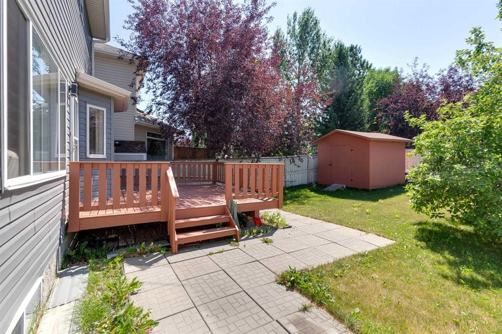 10521 Hidden Valley Drive Nw, Calgary, AB - Outdoor With Deck Patio Veranda