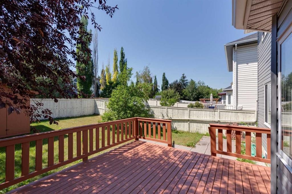 10521 Hidden Valley Drive Nw, Calgary, AB - Outdoor With Deck Patio Veranda