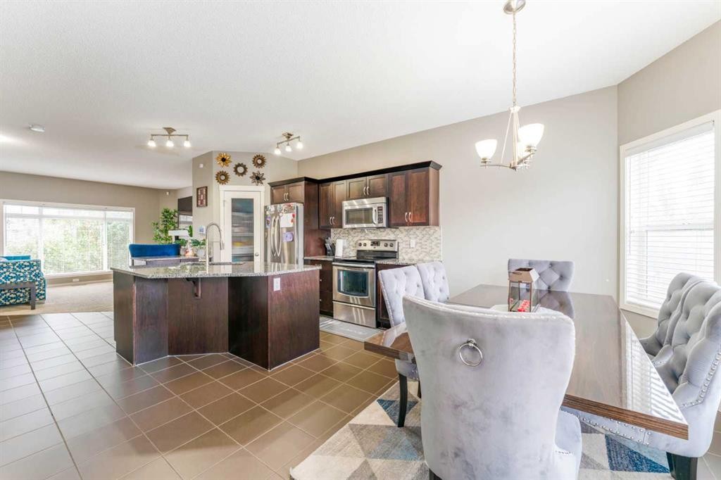 57 Sage Bank Grove Nw, Calgary, AB - Indoor Photo Showing Kitchen With Upgraded Kitchen