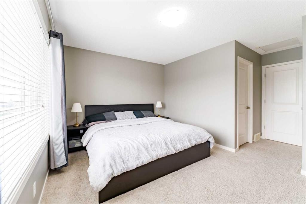 57 Sage Bank Grove Nw, Calgary, AB - Indoor Photo Showing Bedroom