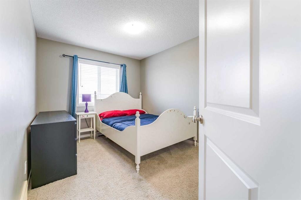 57 Sage Bank Grove Nw, Calgary, AB - Indoor Photo Showing Bedroom