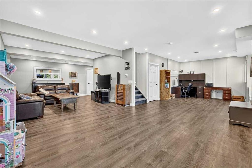 76-16044 258 Avenue East, Rural Foothills County, AB - Indoor