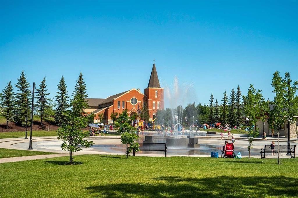 406 Mckenzie Towne Close Se, Calgary, AB - Outdoor With View