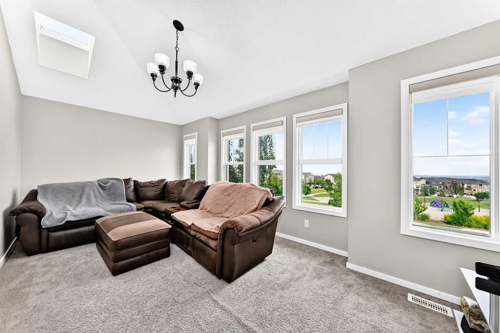 296 Nolancrest Heights Nw, Calgary, AB - Indoor Photo Showing Living Room
