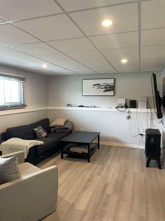 10 Chow Avenue Se, Medicine Hat, AB - Indoor