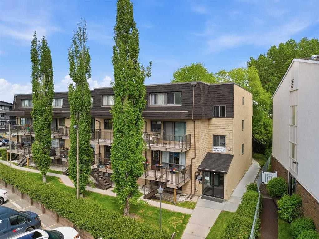 39-3519 49 Street Nw, Calgary, AB - Outdoor With Balcony With Facade