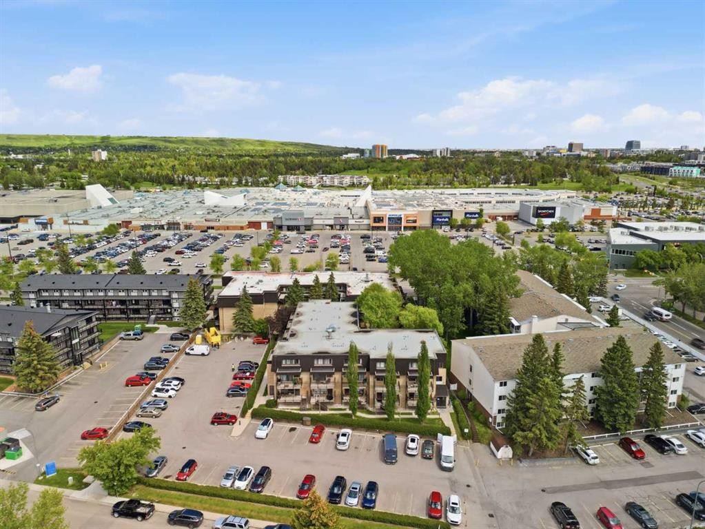 39-3519 49 Street Nw, Calgary, AB - Outdoor With View