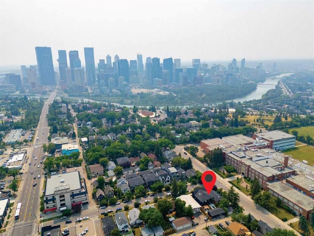 136 10 Avenue Nw, Calgary, AB - Outdoor With View