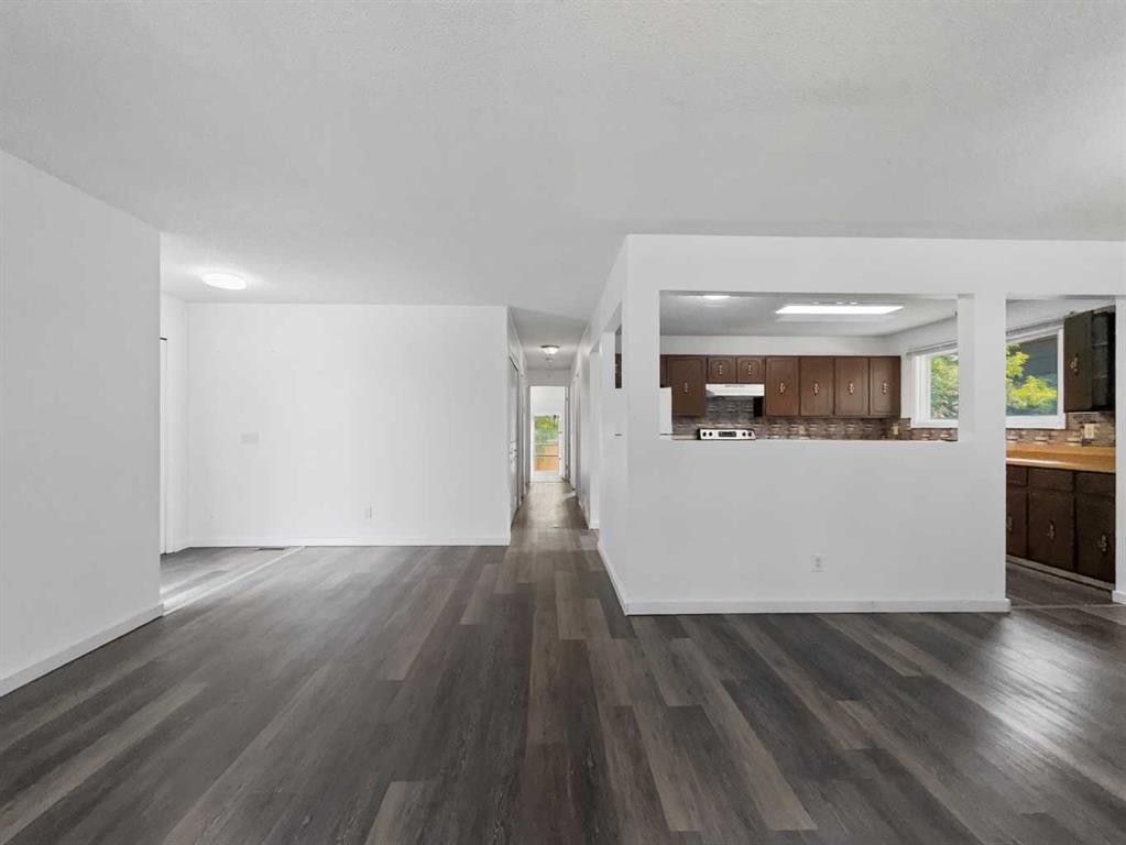 207 Deer Ridge Way Se, Calgary, AB - Indoor