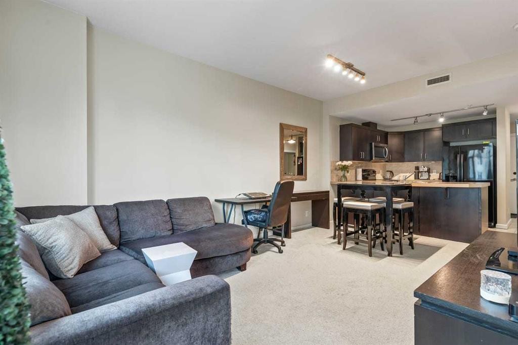 502-1410 1 Street Se, Calgary, AB - Indoor Photo Showing Other Room