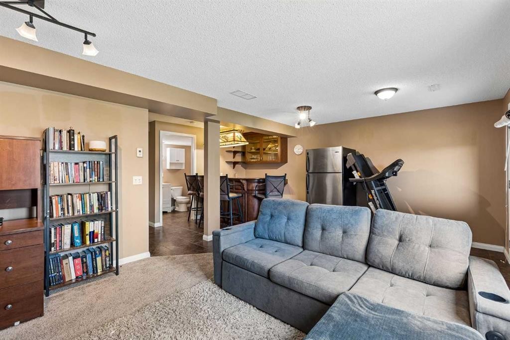 10-117 Bow Ridge Drive, Cochrane, AB - Indoor