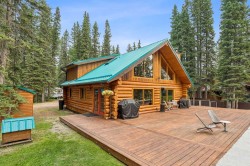 12 Yoho Tinda Road Bragg Creek, AB T0L 0K0
