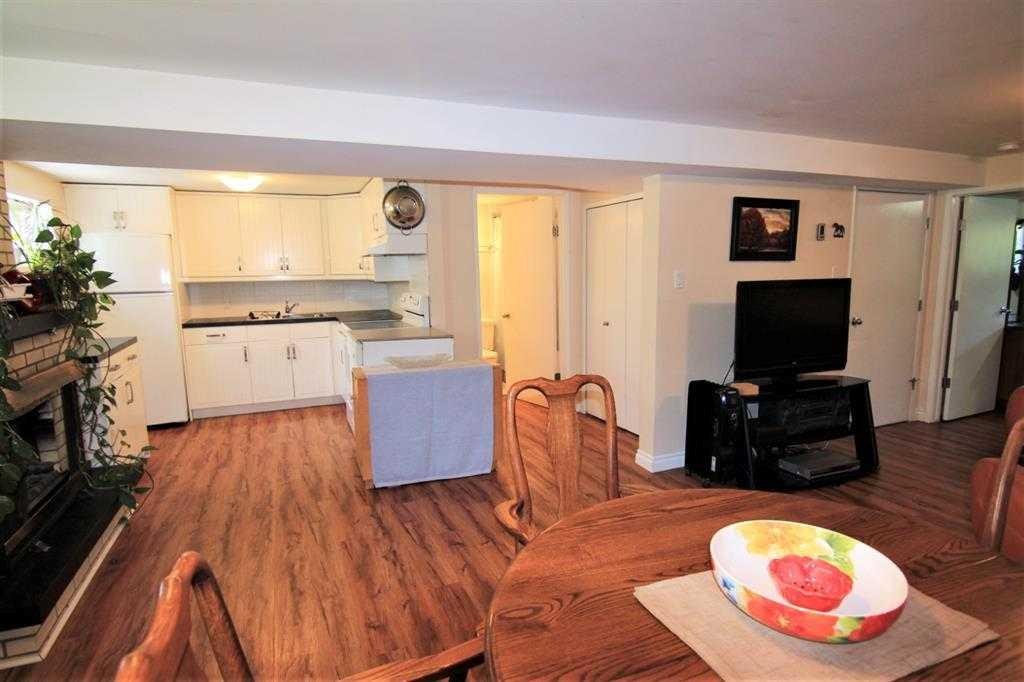 Basement Unit-7504 39 Avenue Nw, Calgary, AB