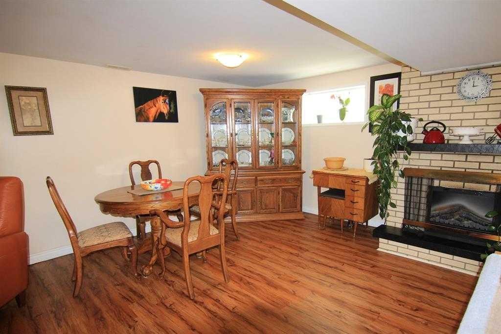 Basement Unit-7504 39 Avenue Nw, Calgary, AB