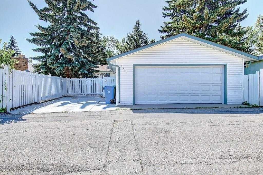 5820 Rundlehorn Drive Ne, Calgary, AB - Outdoor