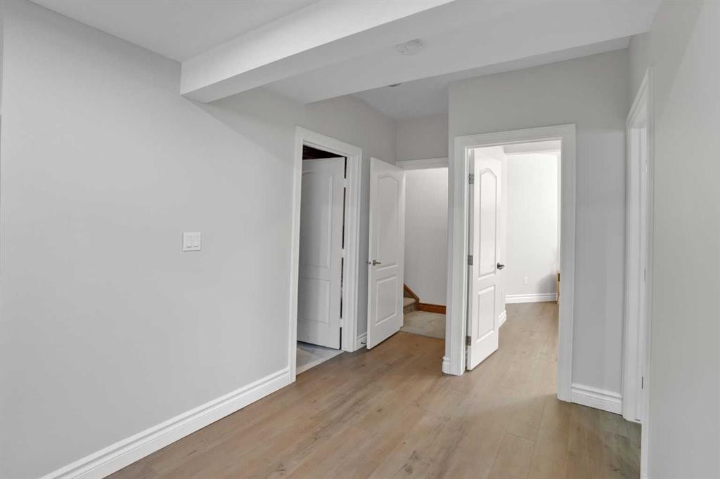 45 Sherwood View Nw, Calgary, AB - Indoor Photo Showing Other Room