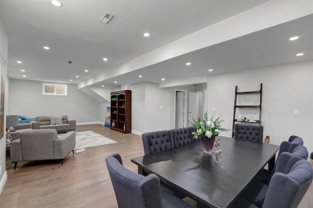 45 Sherwood View Nw, Calgary, AB - Indoor