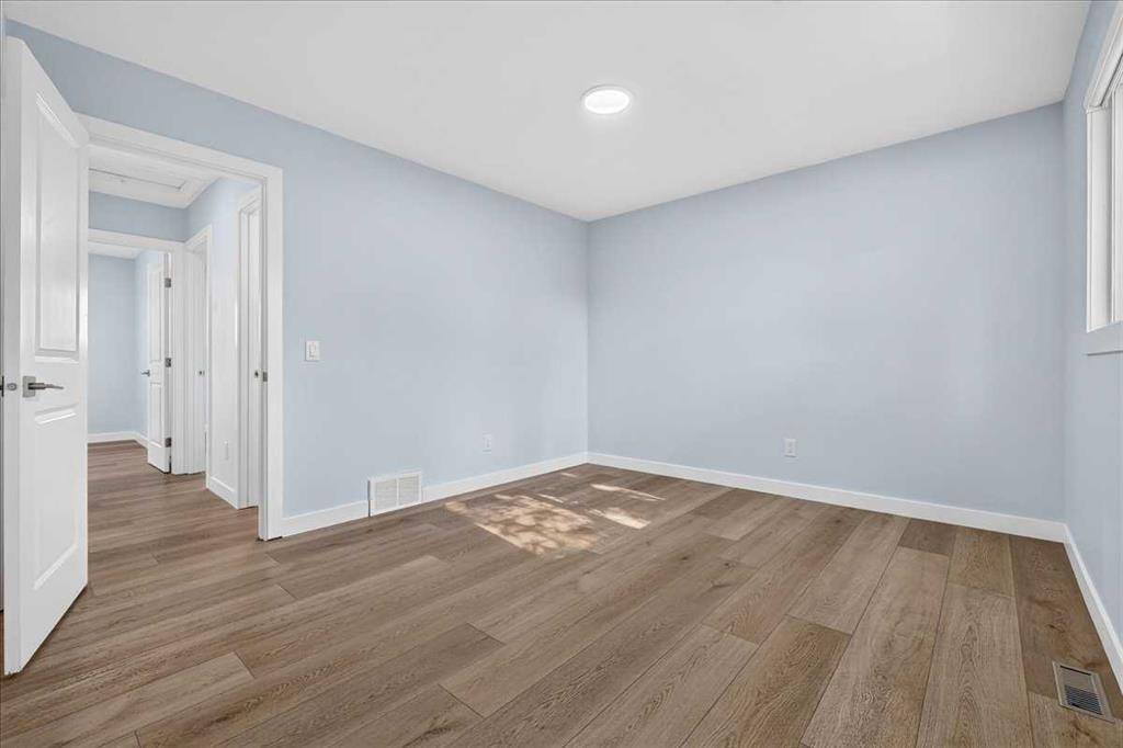 55 Whitehaven Crescent Ne, Calgary, AB - Indoor Photo Showing Other Room