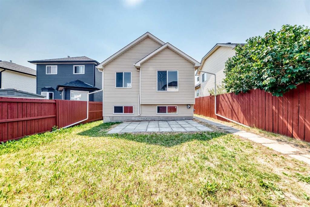 76 Coville Close Ne, Calgary, AB - Outdoor