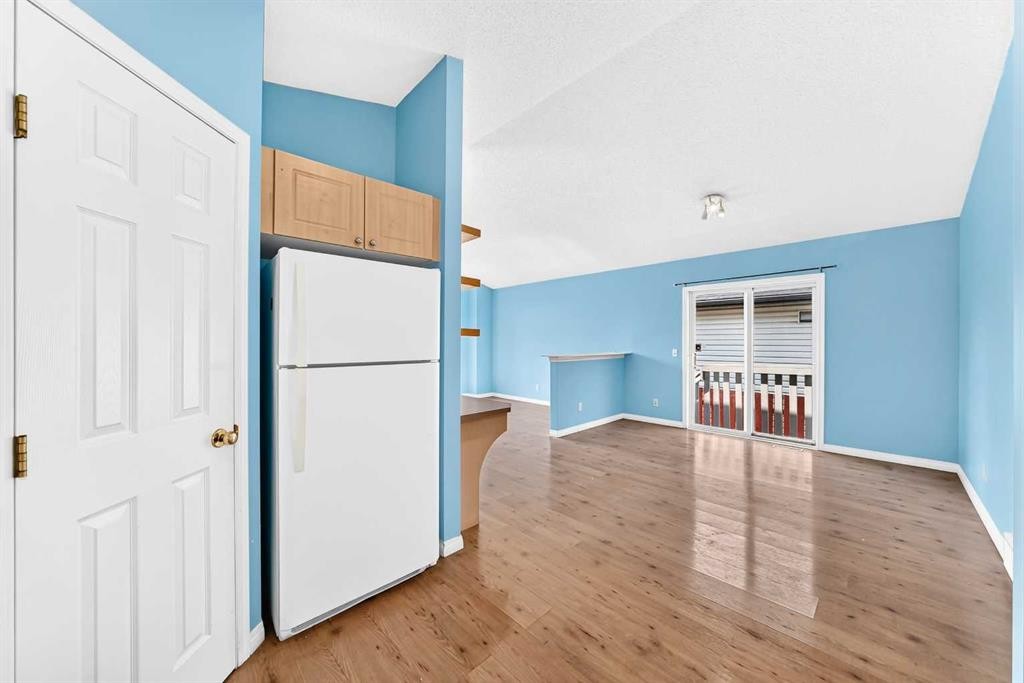 76 Coville Close Ne, Calgary, AB - Indoor