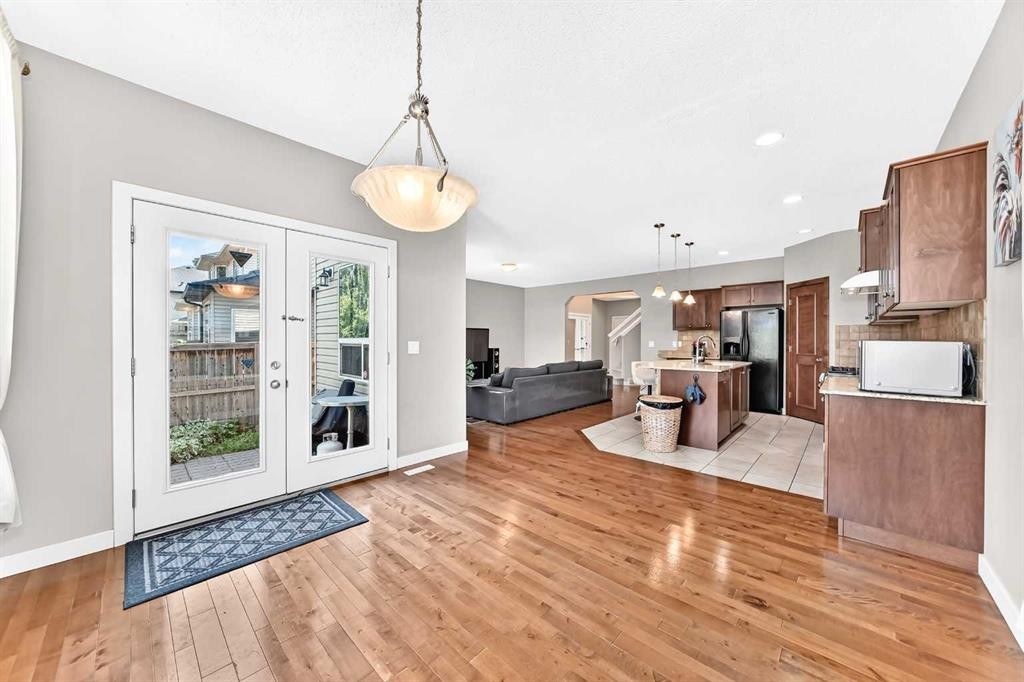 182 Cranfield Manor Se, Calgary, AB - Indoor