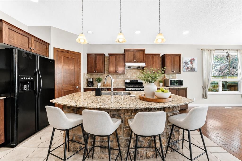 182 Cranfield Manor Se, Calgary, AB - Indoor