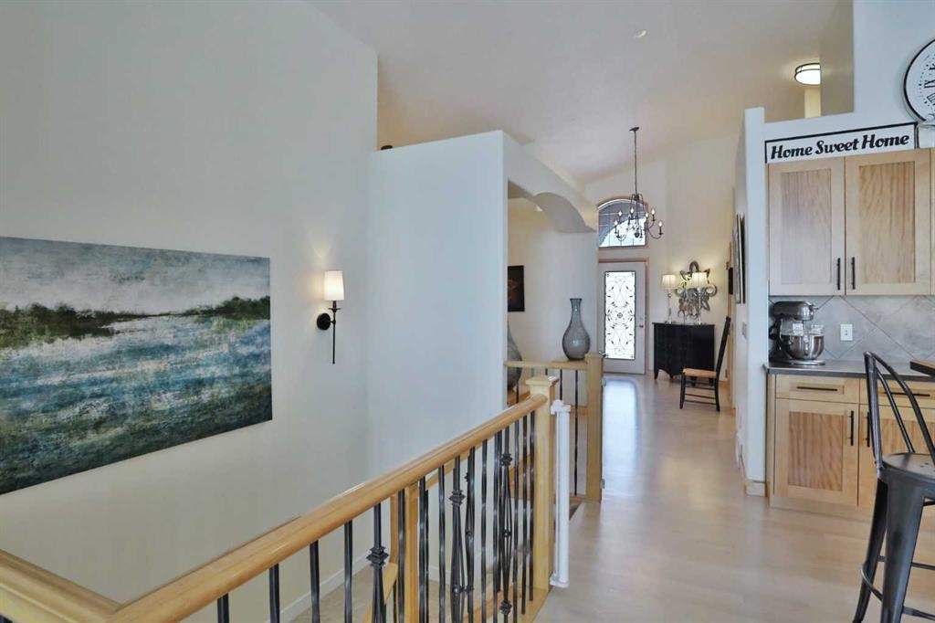 92 Sherwood Rise Nw, Calgary, AB - Indoor