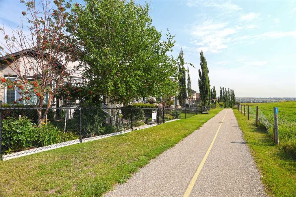 92 Sherwood Rise Nw, Calgary, AB - Outdoor