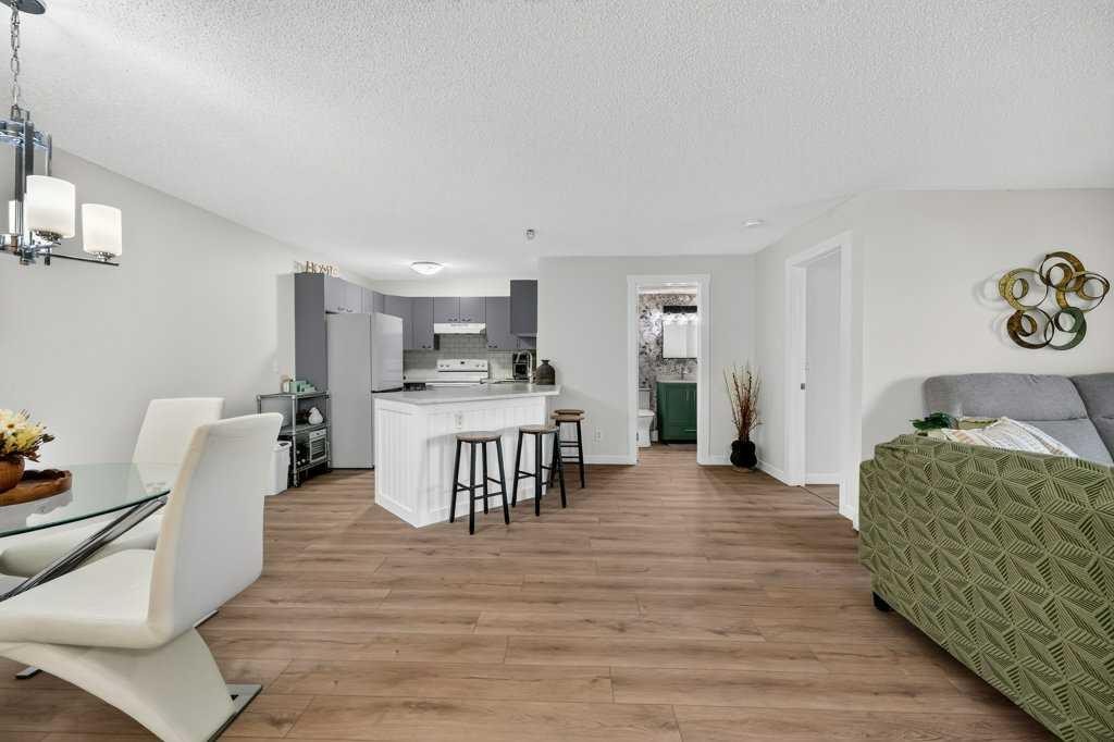 2207-12 Cimarron Common, Okotoks, AB - Indoor Photo Showing Other Room