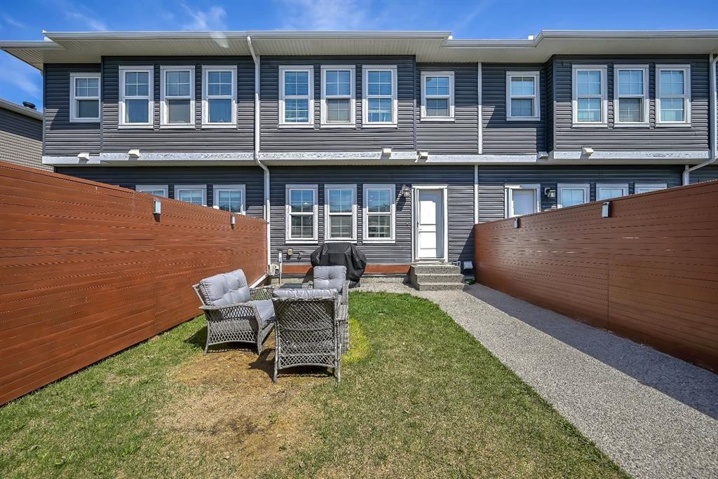 1265 Carrington Boulevard Nw, Calgary, AB - Outdoor