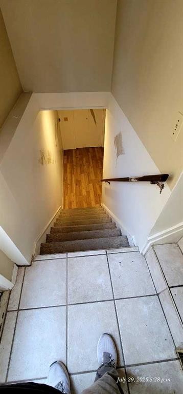 176 Penbrooke Close Se, Calgary, AB - Indoor Photo Showing Garage