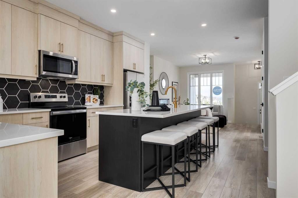 88 Bluerock Terrace Sw, Calgary, AB - Indoor Photo Showing Kitchen