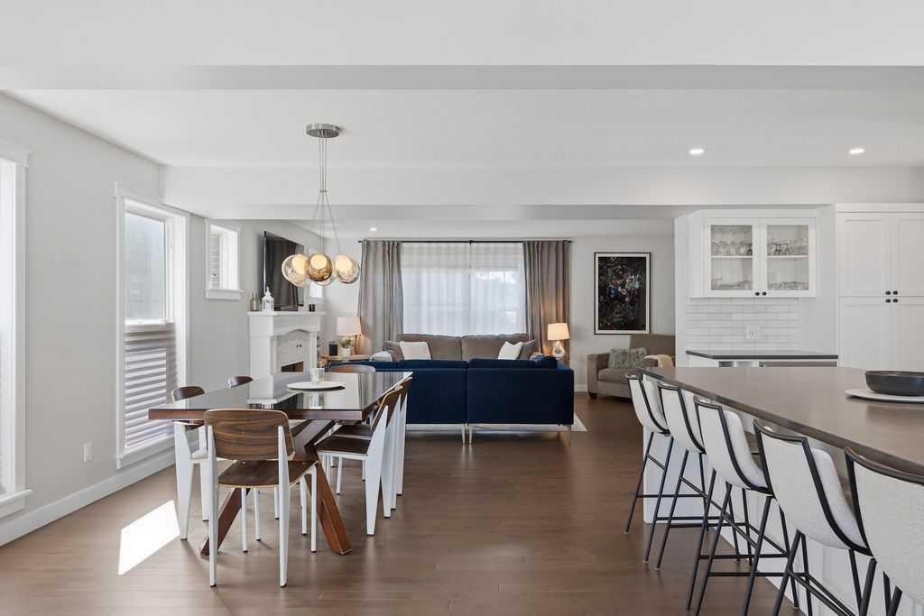 87 Couture Crescent Sw, Calgary, AB - Indoor Photo Showing Dining Room