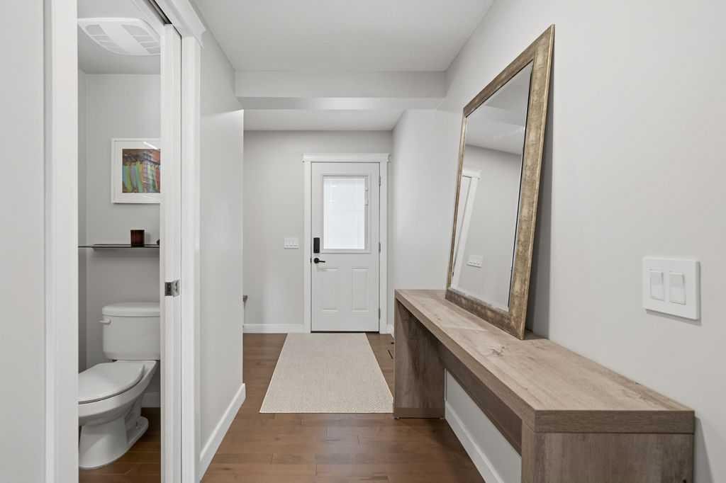 87 Couture Crescent Sw, Calgary, AB - Indoor