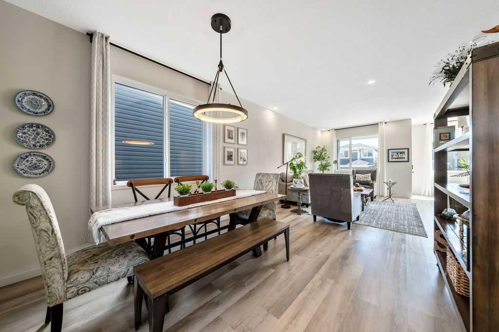114 Seton Grove Se, Calgary, AB - Indoor