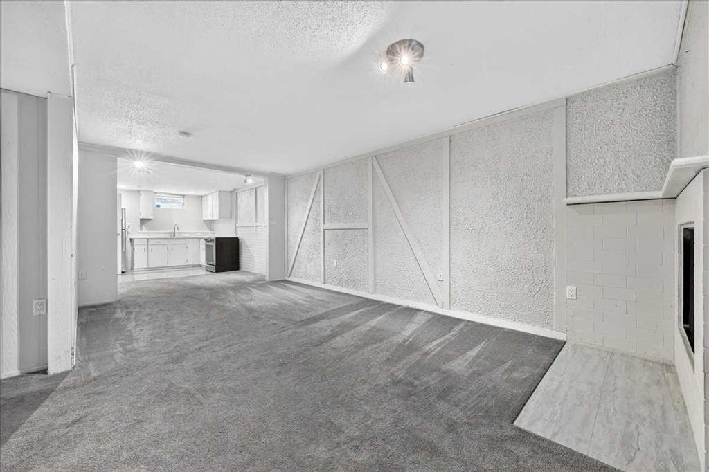136 Templeview Place Ne, Calgary, AB - Indoor Photo Showing Other Room