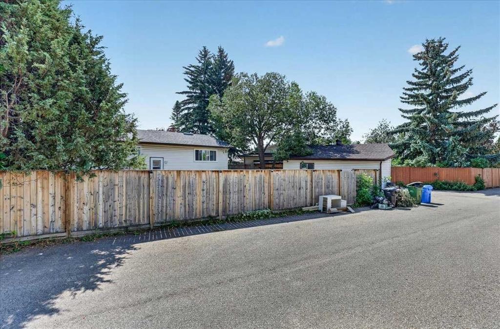 136 Templeview Place Ne, Calgary, AB - Outdoor