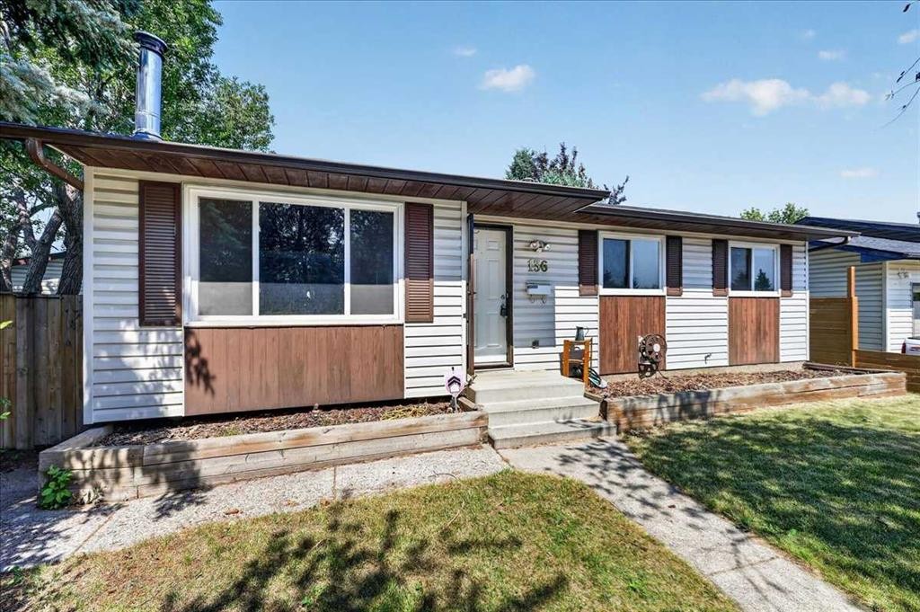 136 Templeview Place Ne, Calgary, AB - Outdoor