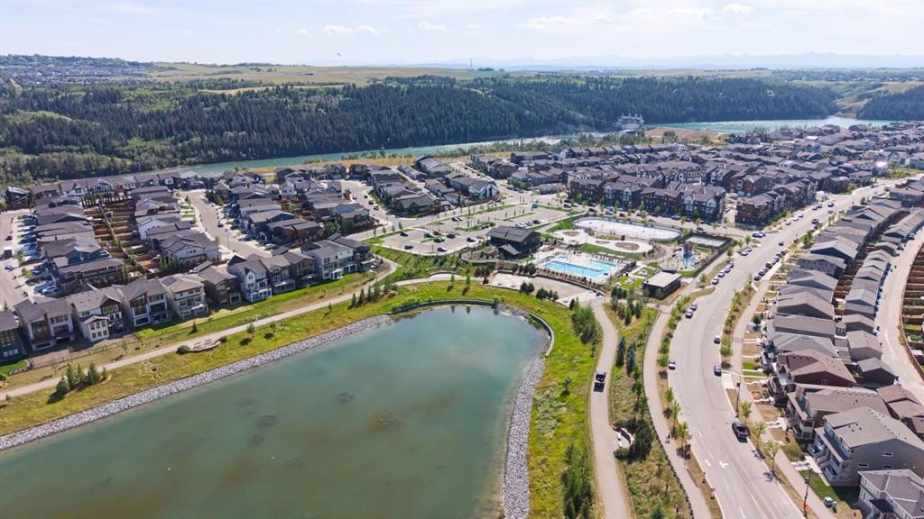 125 Rochester Way Nw, Calgary, AB - Outdoor With View