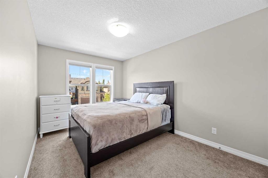 27 Mahogany Crescent Se, Calgary, AB - Indoor Photo Showing Bedroom