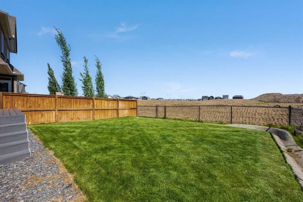 27 Mahogany Crescent Se, Calgary, AB - Outdoor