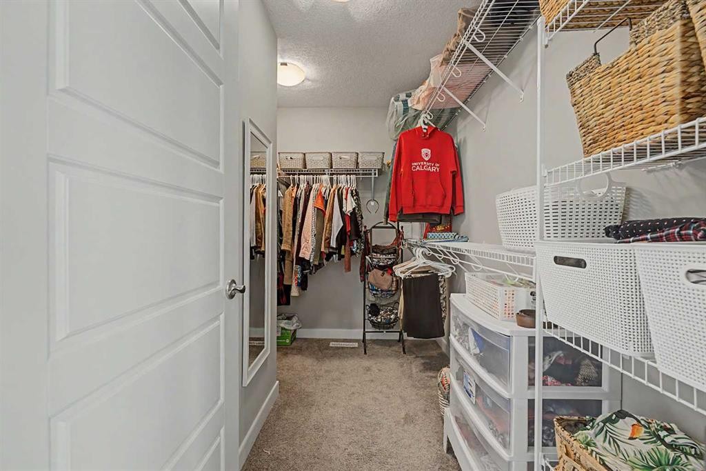 605 Nolan Hill Boulevard Nw, Calgary, AB - Indoor Photo Showing Other Room