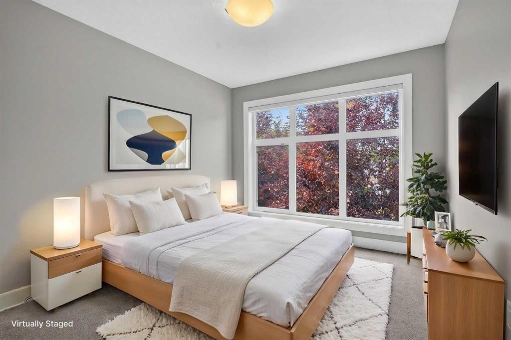 3318 Centre B Street Nw, Calgary, AB - Indoor Photo Showing Bedroom