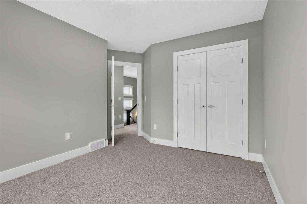 3318 Centre B Street Nw, Calgary, AB - Indoor Photo Showing Other Room