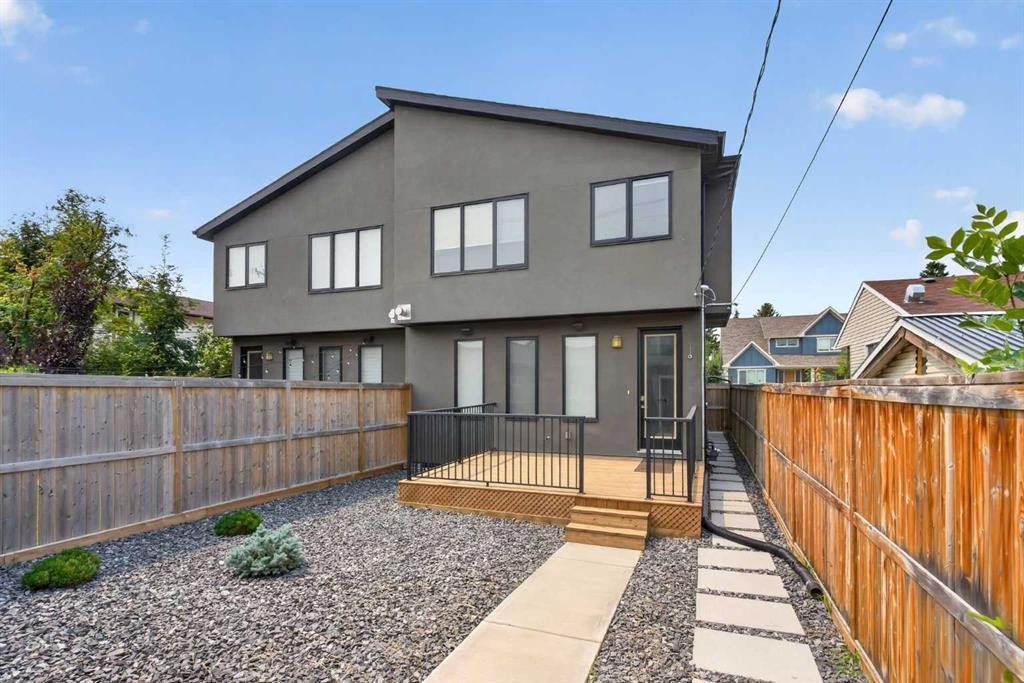 3318 Centre B Street Nw, Calgary, AB - Outdoor