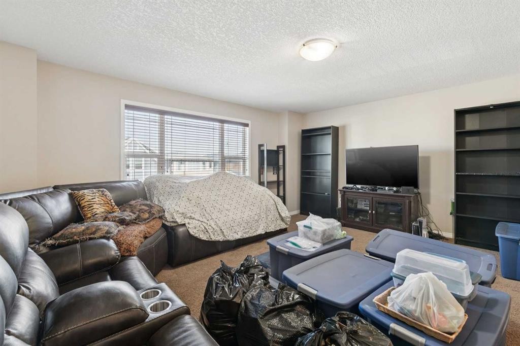 92 Cougar Ridge Close Sw, Calgary, AB - Indoor